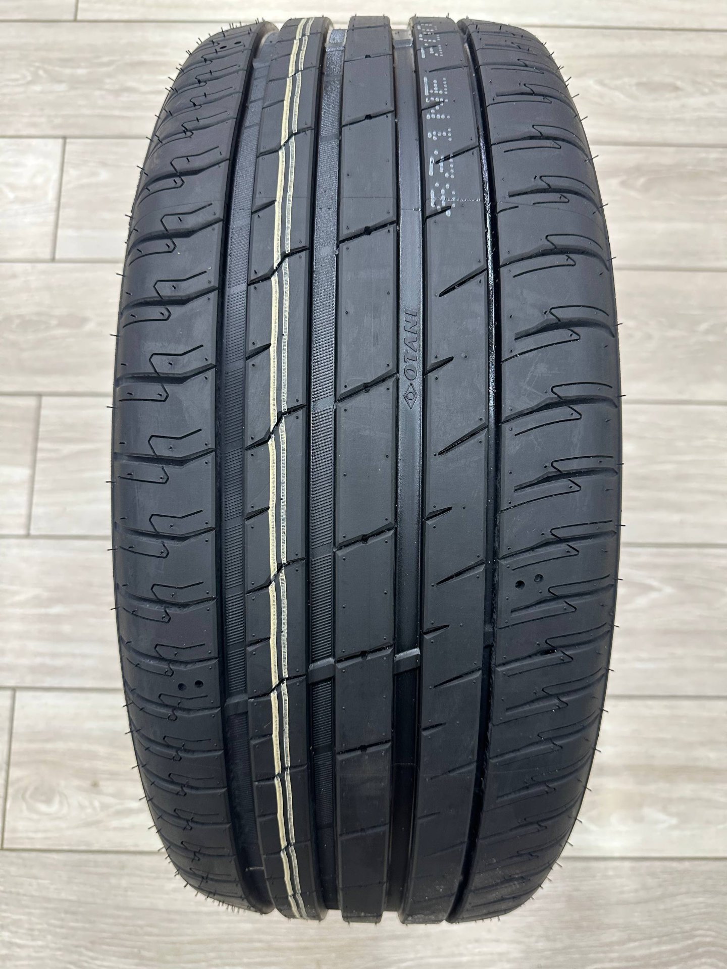 OTANI 215/60/16 99V KN1000 XL Silent