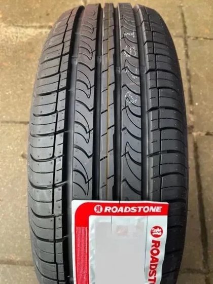 Roadstone 195/60/15 88H Classe Premiere 672