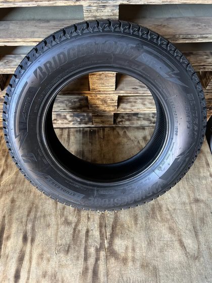 Bridgestone 225/65/17 106S Blizzak DM-V3 XL