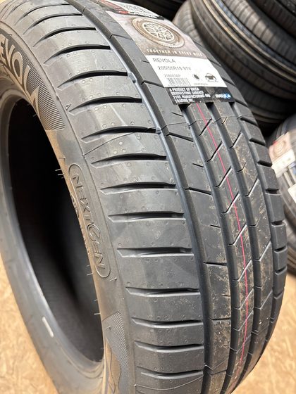 LASSA 205/55/16 94W REVOLA XL