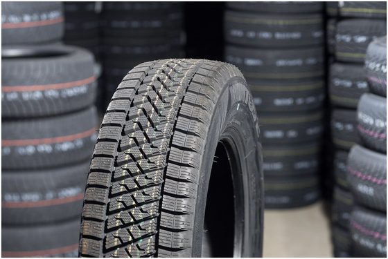 LASSA 215/65/15C 104/102T WINTUS 2