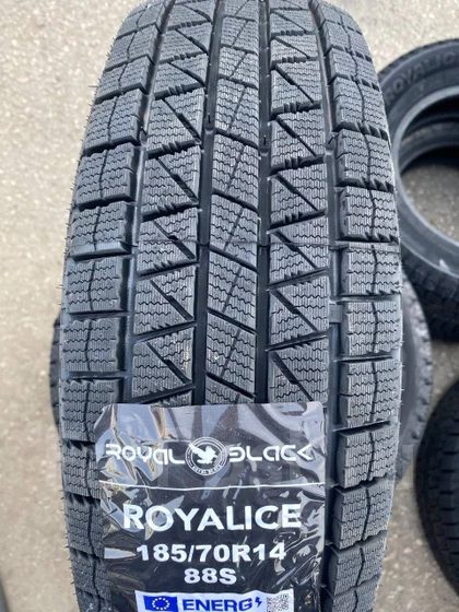 Royal Black 185/70/14 88S Royal Ice