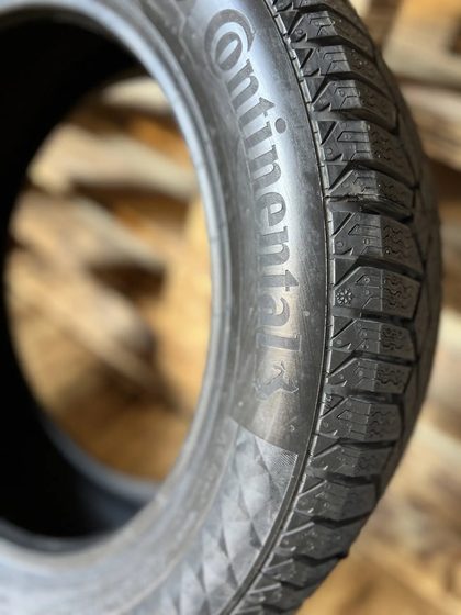 Continental 215/55/17 98T VikingContact 7