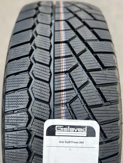 Gislaved 215/55/17 98T SOFT FROST 200  XL