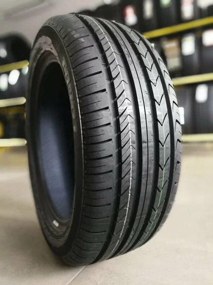 TORQUE 235/45/17 97W TQ901