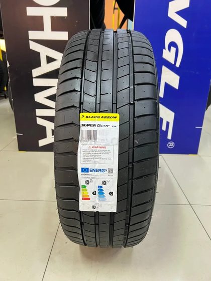 BLACK ARROW 245/45/18 100W P16 XL