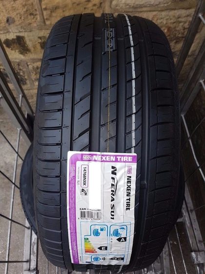 Roadstone 245/40/19 98Y N'Fera SU1 XL