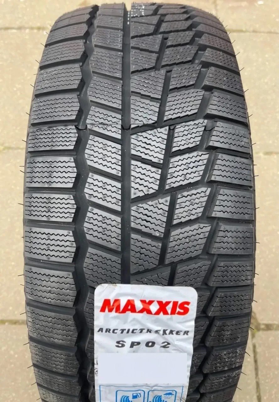 Maxxis 225/45/18 95S SP-02 TL