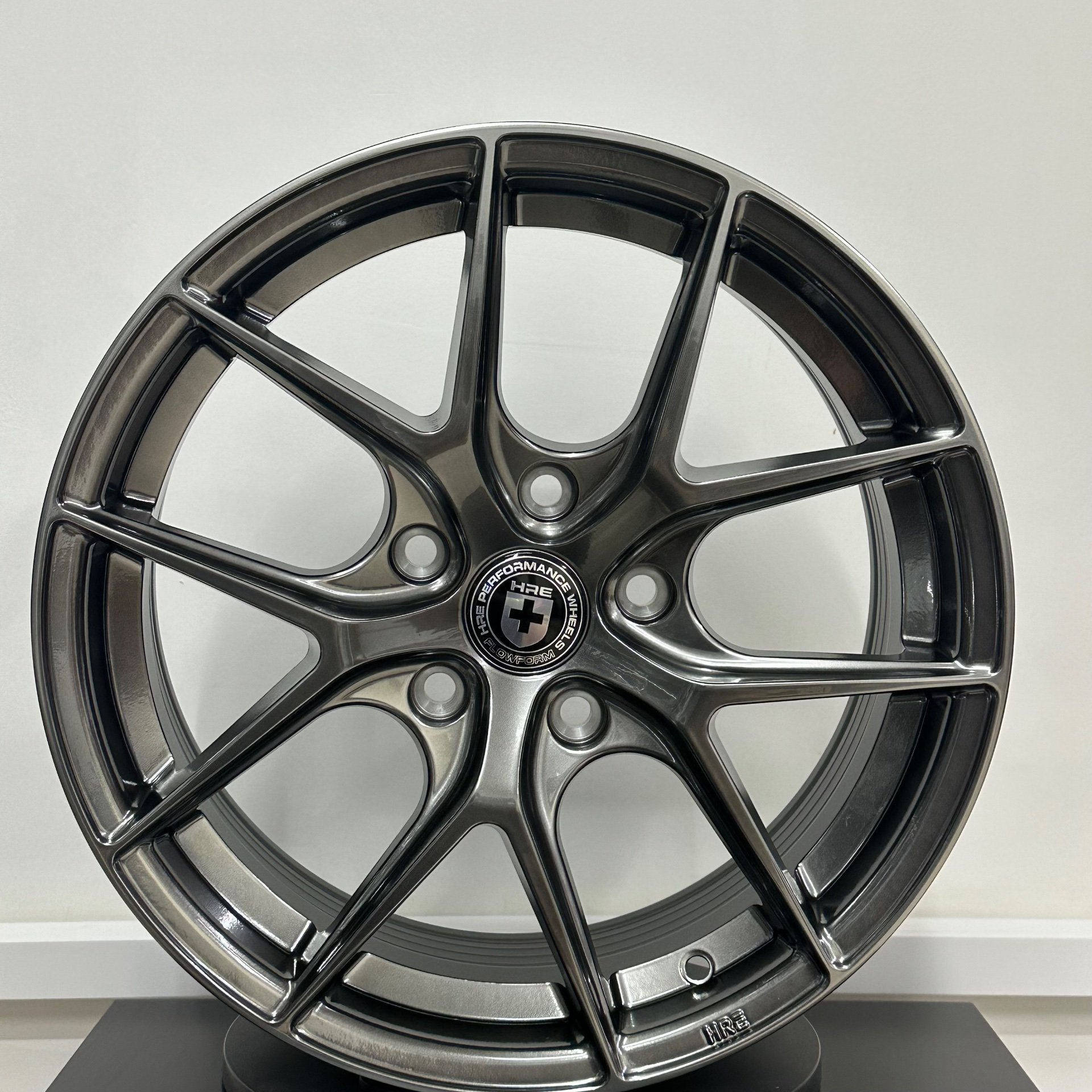 16" 5*114,3 7,0 ET35 67.0 ANZ -0073 HB