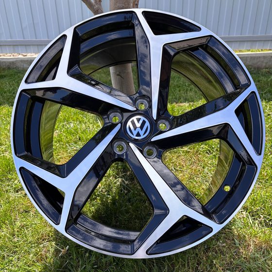 18" 5*112 8,0 ET38 57,0 ANZ-5609 BMF