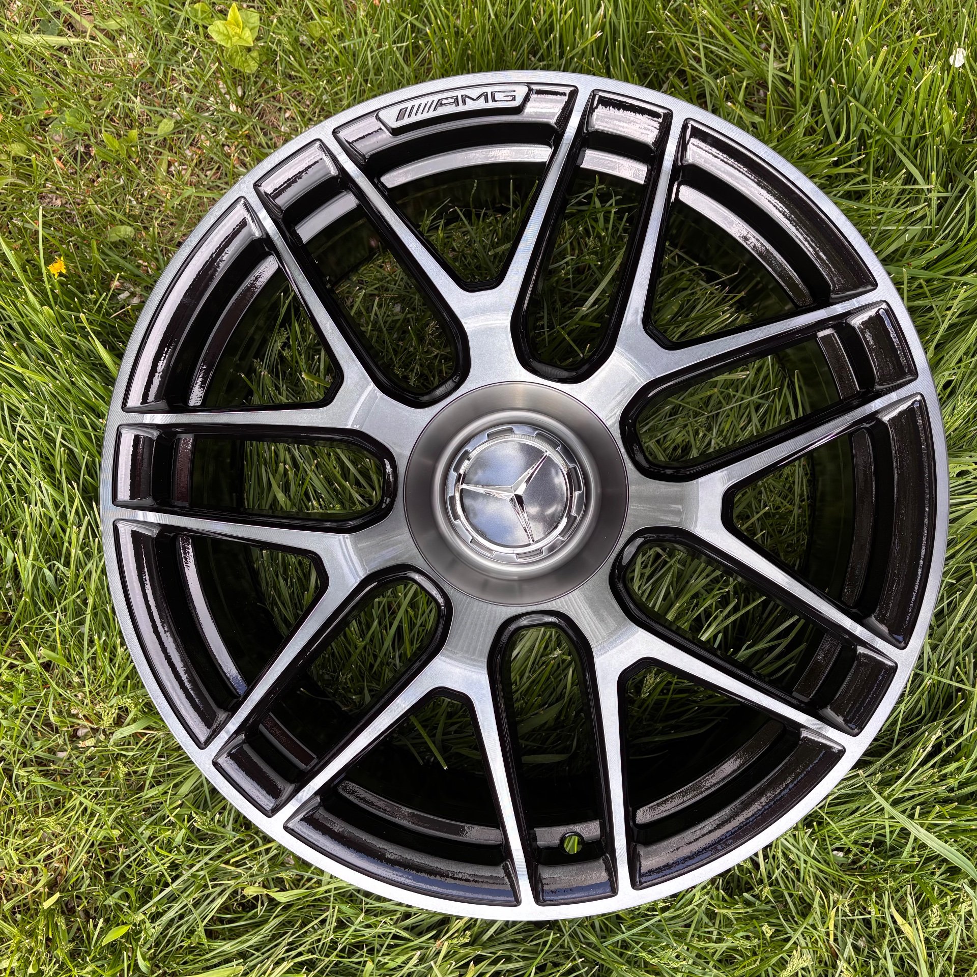 Stuttgart 8.5*20 5/112 ET38 d66.5 REPLICA XN-762B(F) BMF Black Varnish