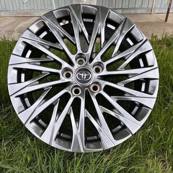 Stuttgart 7.5*18 5/114.3 ET40 d60.1 TS-02873 HB
