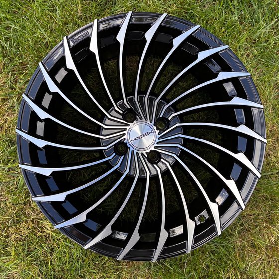 Stuttgart 7.5*17 4/98 ET32 d58.6 ZB-1650 BMF