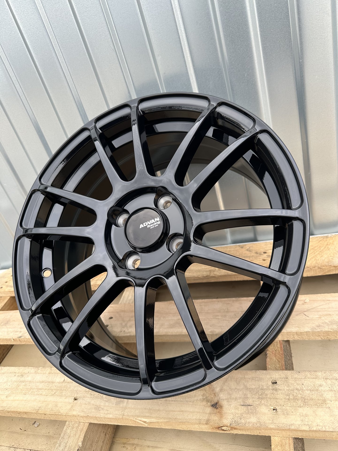 Stuttgart 6.5*15 4/98 ET35 D58.5 ANZ-0503 Black